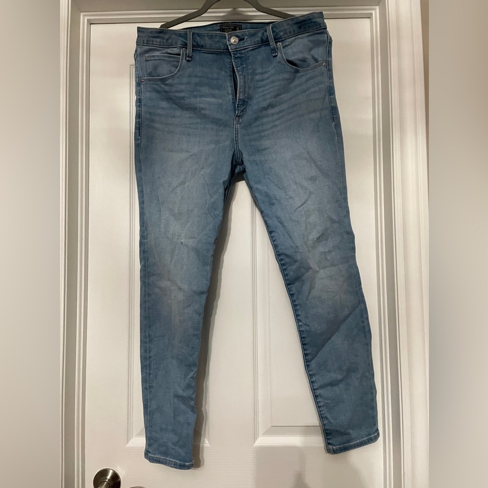 Abercrombie & fitch jeans